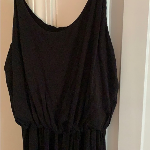 Midi length black stretchy knit casual dress - Picture 3 of 4